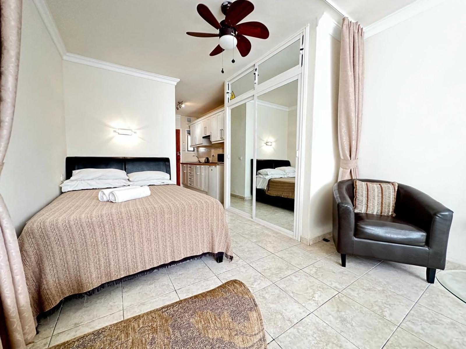 Firstline Apartment Los Cristianos Арона Экстерьер фото